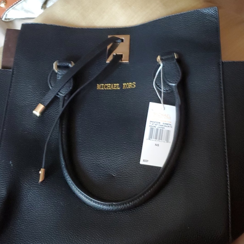 New genuine leather Shoulder Bag.